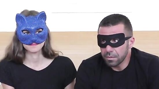 Муж с женой решили попробовать себя на порно кастинге у Вудмана