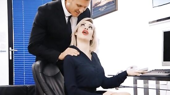 Дала раком на работе под конец рабочего дня