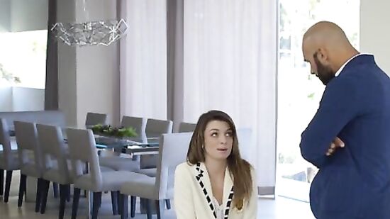 Любимый выебал в анал свою сучку после того как спалил с дугим