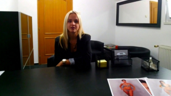 Стройная блондинка пришла заниматся сексом на чешском кастинге