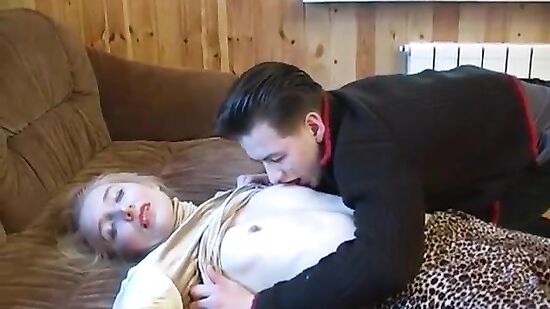 Набухал зрелую тещу и выебал её по возможности