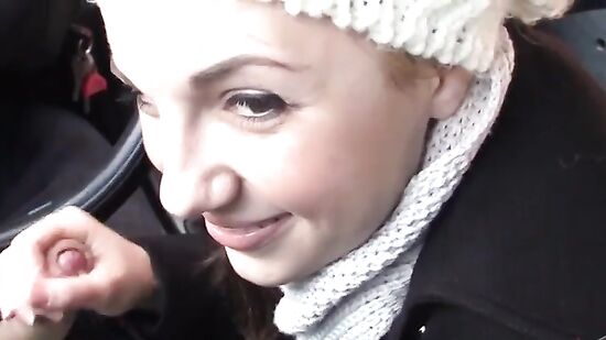 Пикапнул на улице чешскую симпатяжку и повез домой ебать