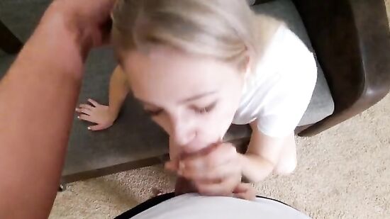 Разговариваю по телефону и изменяю с его лучшим другом