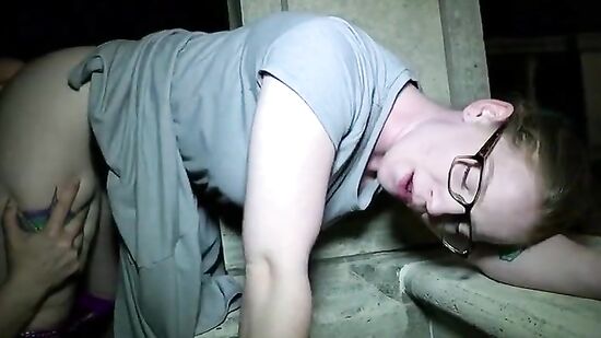 Пышная волосатая киска - так и хочется целовать такую и лизать