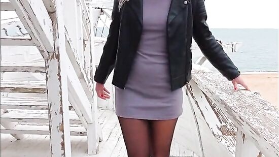 Замужняя женщина соблазняет фотографа на измену своему муженьку