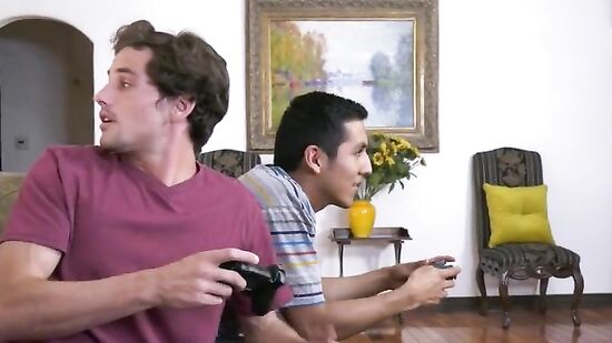 Не могу поверить, что это случилось со мной - лучший секс с мамой друга!