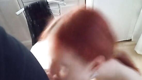 Красивая русская соседка изменяет мужу, чтобы избавить его от долгов