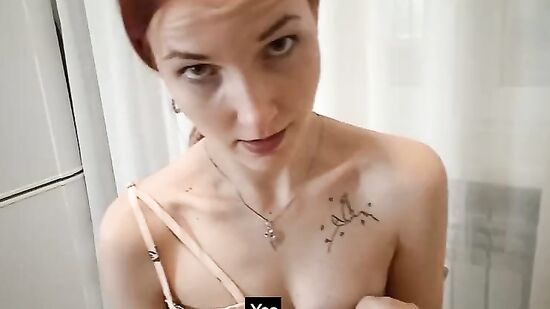 Красивая русская соседка изменяет мужу, чтобы избавить его от долгов