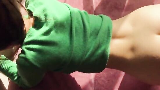 Когда дома есть диван, нужно трахаться только на нём