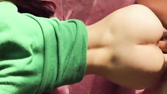 Когда дома есть диван, нужно трахаться только на нём