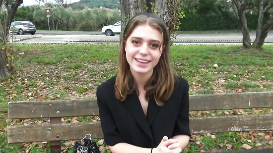 Знакомство со студенткой закончилось классным сексом для обоих