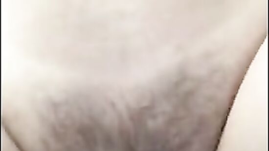 Русская женщина разрешила кончить в рот за подарок