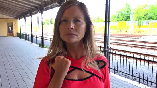 Чешская женщина повелась на секс, но только за деньги