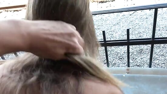 Чешская женщина повелась на секс, но только за деньги