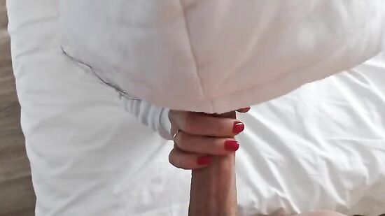 Жена дала мужу в анал, за то что привез за границу