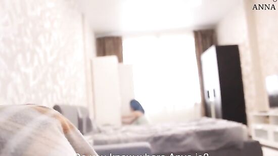 Пока девушка принимает душ, Вадик трахает сводную сестру