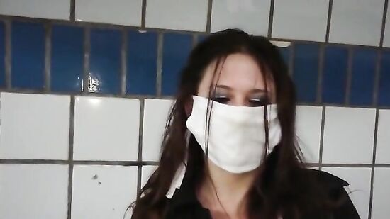 Реальная проститутка с московского метро дает в анал за 100 долларов