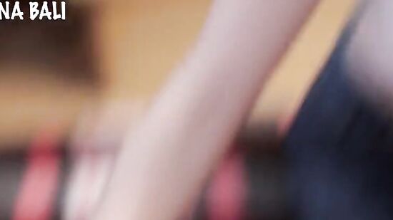 Ты себе купила секс игрушку??? Блин - давай распакуем.!!!