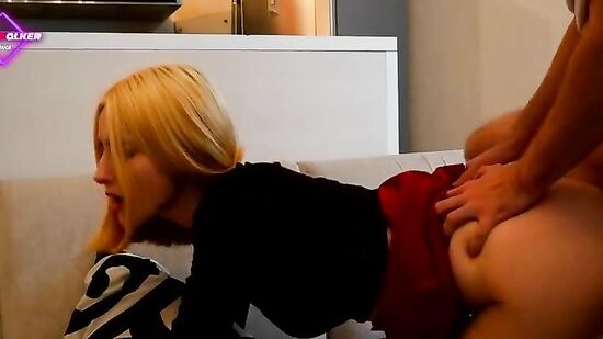 Хотел посмотреть сериалы, а ей захотелось секса