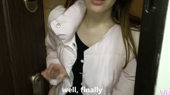 Ну наконец-то зашла в гости девушка из Тиндера!