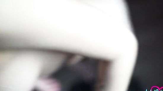 Ника трахается с парнем сестры, когда её нет рядом