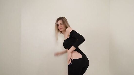 Секс с русской милашкой с натуральными сиськами от первого лица