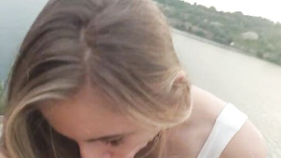 Минет парню с видом на вырытый карьер