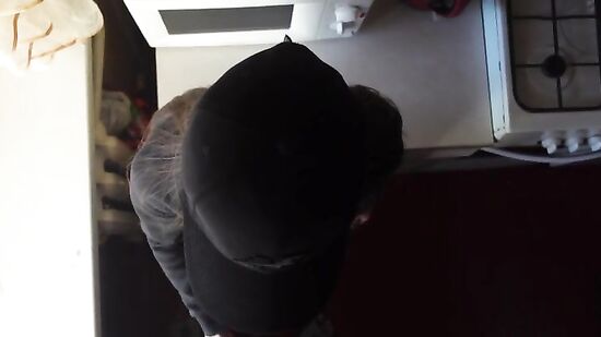 Попросила своего, сладко трахнуть и кончить в ротик перед работой