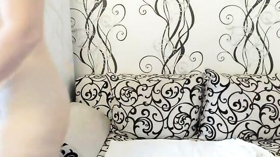 Лижи и еби сколько хочешь, я твоя пантера