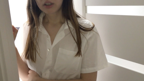 Слышал какие-то звуки.. Ты там что делала? - Ничего...