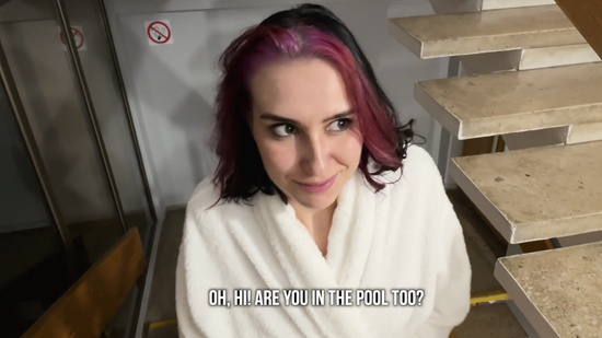 Привет, ты тоже в бассейн? - Привет, дааа)) хи-хи..