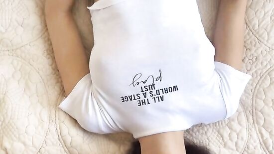 Брат спалил сводную сестру когда она смотрела порно