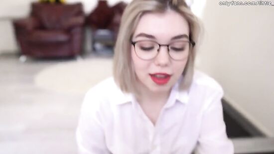 Привет Серёжа. - Здравствуйте, проходите..