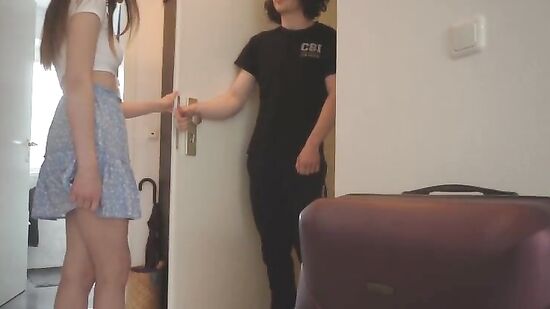 Вика не сдержалась и отдалась симпатичному парню из Uber такси