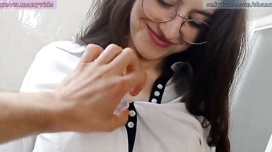 Выпила вина и потрахалась с опытным мужчиной