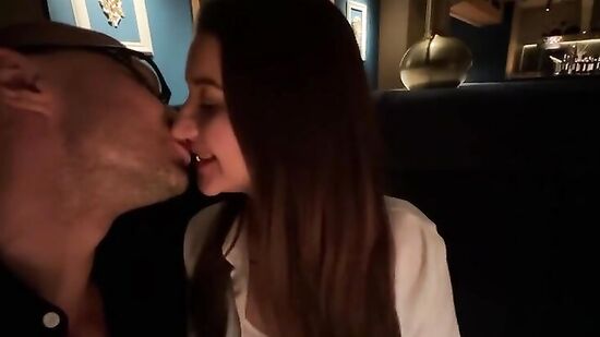 Девушка, здасте.. я просто не мог не подойти, вы такая красивая...