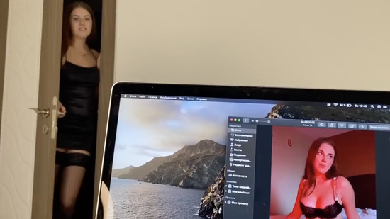 Босс, это я... - ты пришла сделать мне приятно? - Даа..