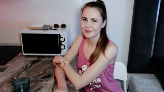 Моя женушка вкусно готовит, а делает минет и трахается еще лучше