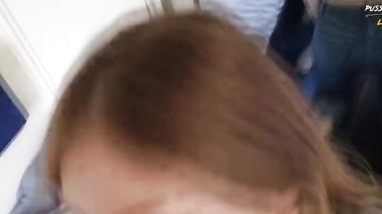 Русский парень едет отдыхать в одном купе с студенткой-незнакомкой