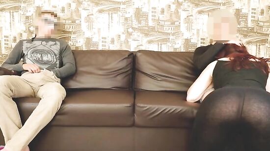 Куколд разрешает трахать его жену и сладко лижет