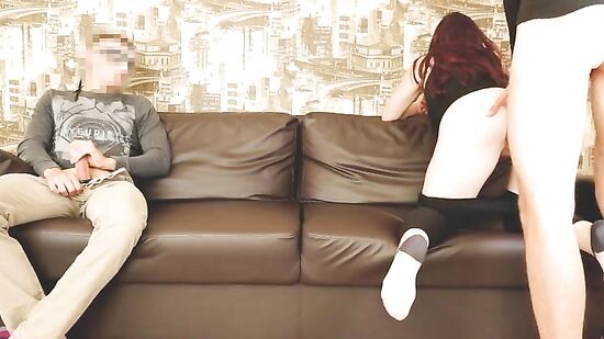 Куколд разрешает трахать его жену и сладко лижет