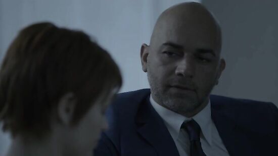 Познакомилась с богатым и сладким папиком только ради денег и нежного секса