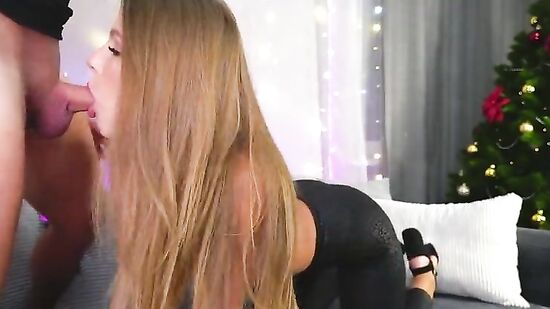 Подарила другу на новый год классный секс с кремпаем