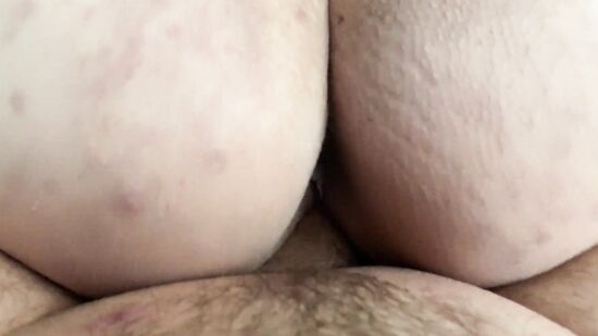 Вернулась с работы по раньше, чтобы сесть мужу на член по скорее