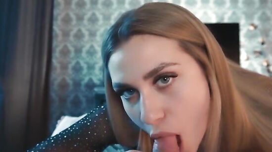 Знакомство с девушкой из Тиндера закончилась сексом в моей постели