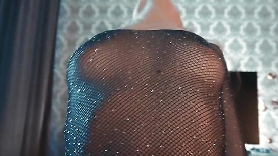 Знакомство с девушкой из Тиндера закончилась сексом в моей постели